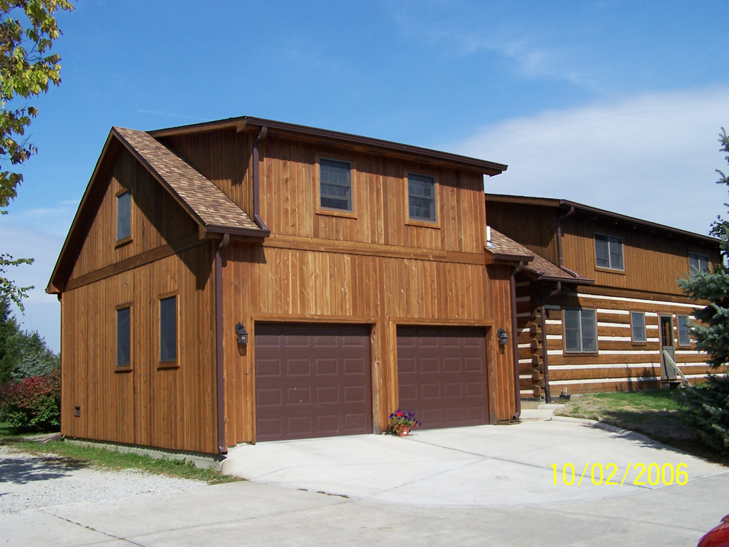 Projects > Garage & Bonus Room